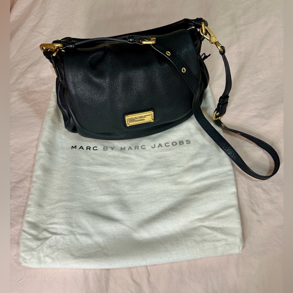 Marc by Marc Jacob’s Black Leather Pebbled Crossbody Adjustable Shoulder Bag